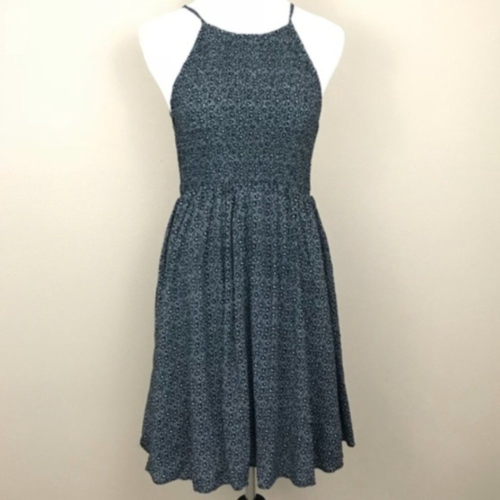 UO Kimchi Blue Open Back Summer Dress Sz S